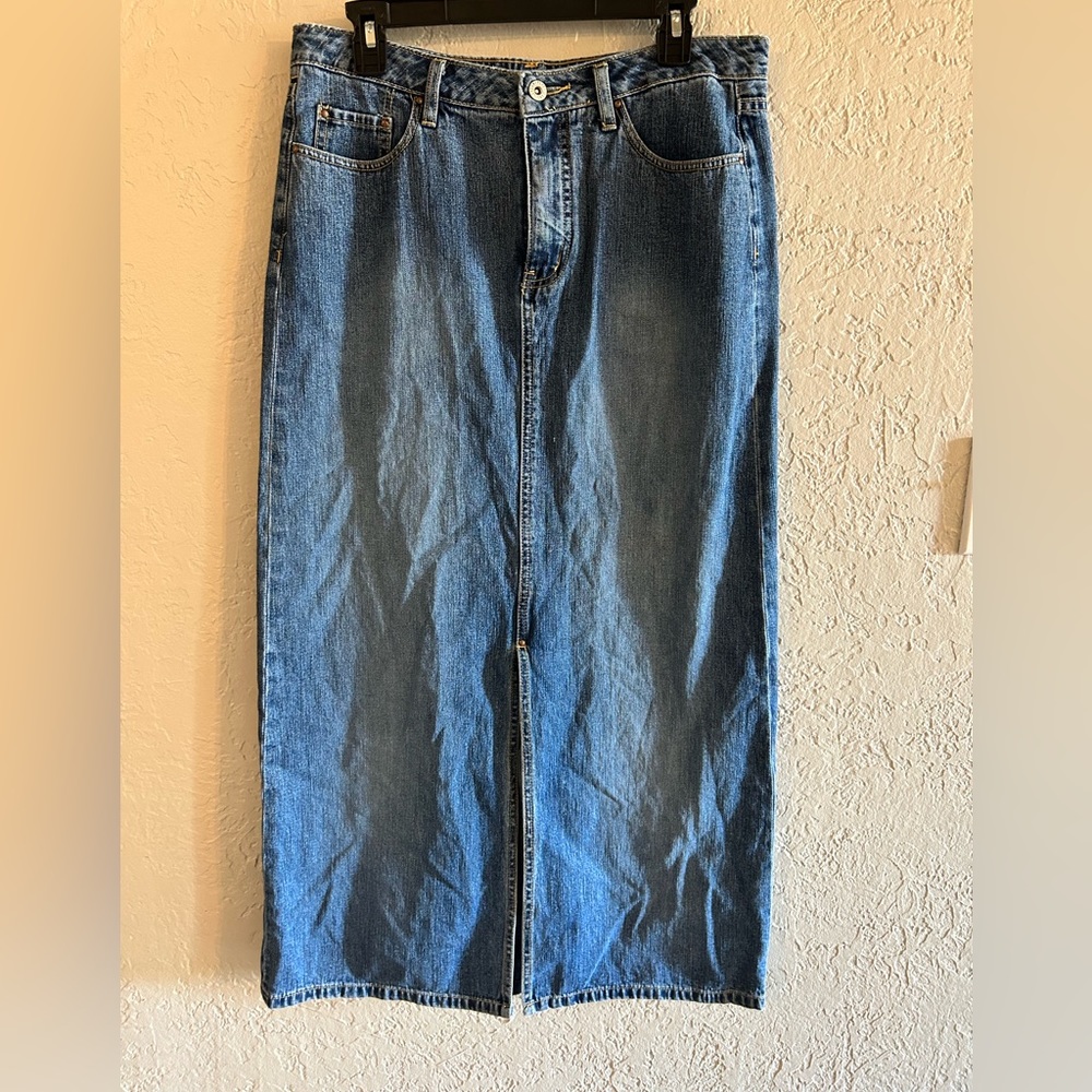 Blue denim maxi skirt size M